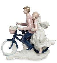 JP-15/31 Фигурка «Молодожены» (Pavone)