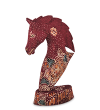 10-014-02 Фигурка «Лошадь» (батик, о.Ява) сред 20 см