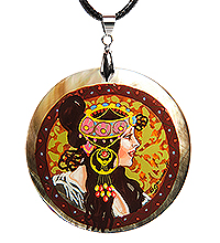 ШК-55/ 41-B Кулон из перламутра «Альфонс Муха»