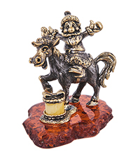 AM-4213 Фигурка «Лошадь с дедулей» (латунь, янтарь)