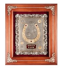 ПК- 34 Ключница «Подкова» золочение 29х33