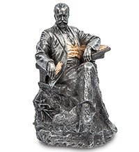 WS- 69 Статуэтка «Петр Чайковский»